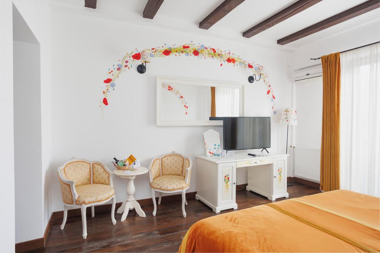 Conacul Archia Hotel Deva Buitenkant foto