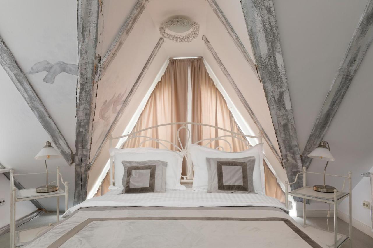 Conacul Archia Hotel Deva Buitenkant foto