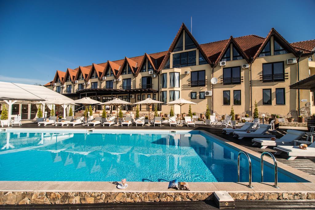 Conacul Archia Hotel Deva Buitenkant foto